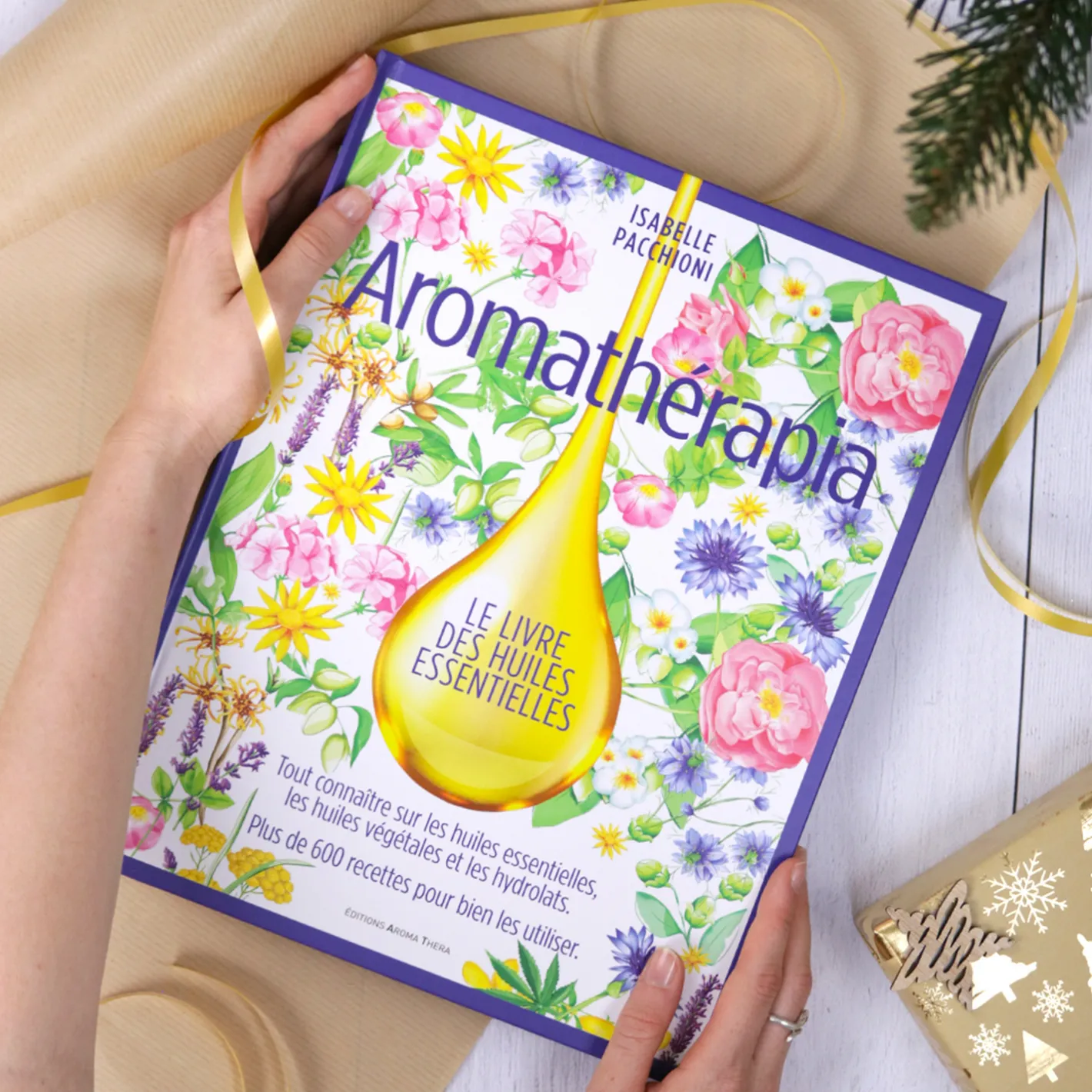 Puressentiel Aromathérapia, le livre des huiles essentielles> Livres